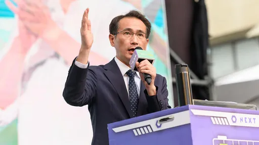 鄭運鵬「自稱中國籍」稱台灣困境 凌濤:有人逼你去賺錢嗎