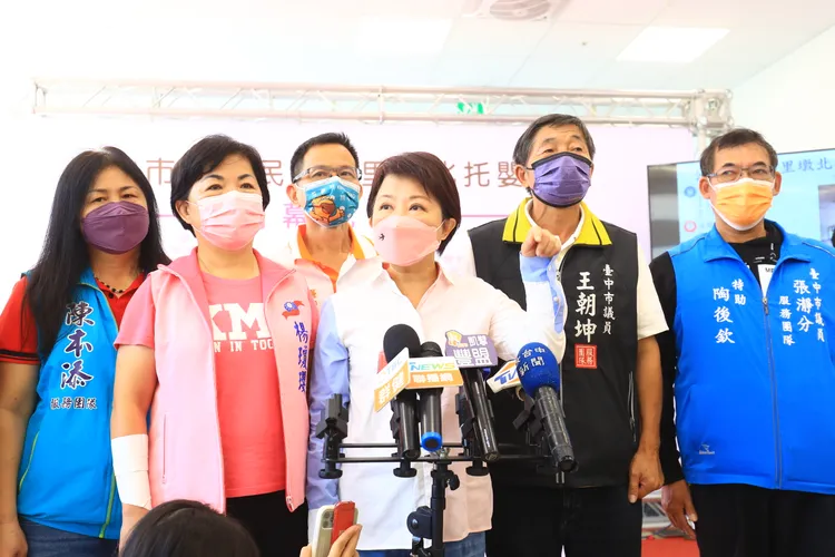 盧秀燕說今天沒有親自抽籤是因為公務行程，「市政優先是我對市民的承諾。」曾雪蒨攝