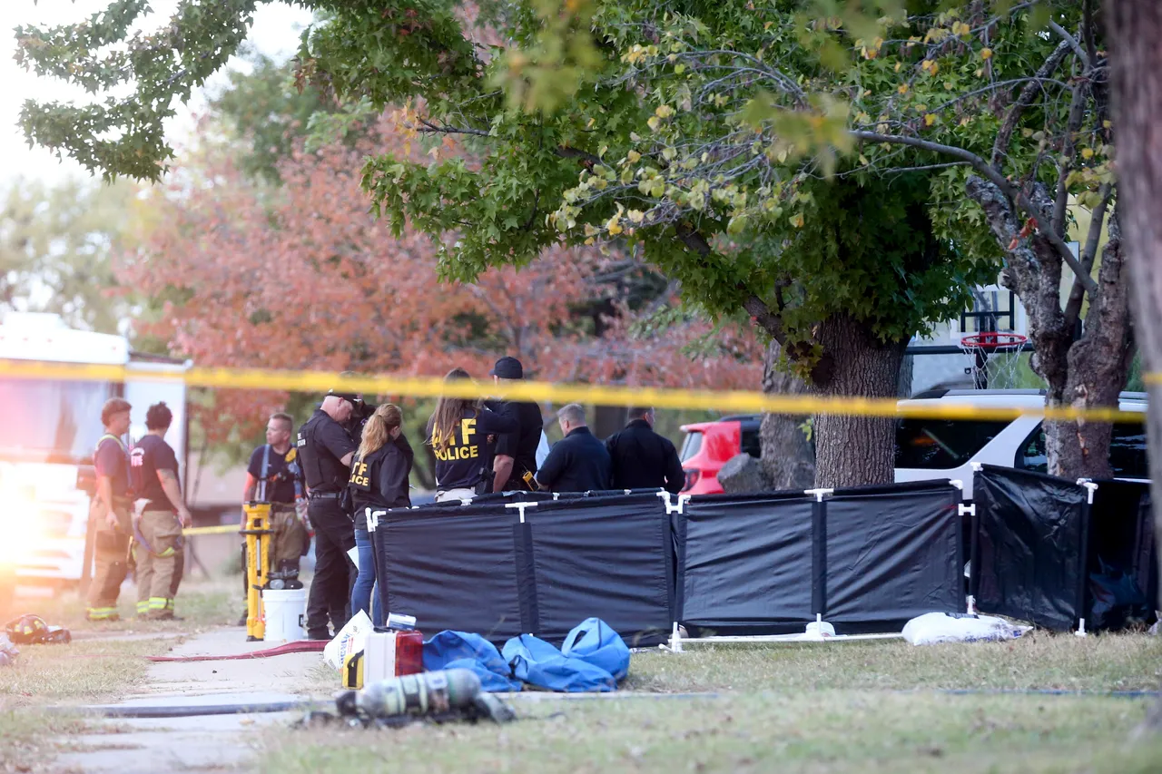警消指稱,火災似乎並非一家8口的死因。美聯社
