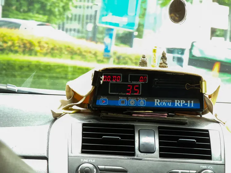 起步價35銖、多年未漲價的曼谷計程車，正醞釀一波漲幅。田欣雲攝