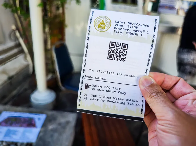 臥佛寺門票已漲到每張200銖。田欣雲攝