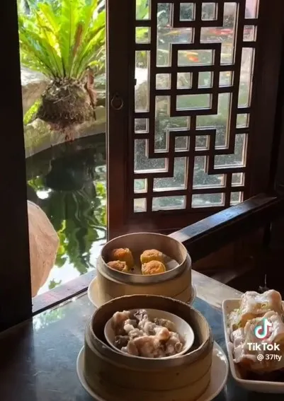 吃廣式料理、喝杯茶，非常悠閒。