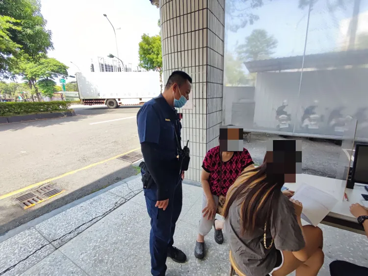 陳女9月20日深夜自行返家，余姓阿嬤隔天(21日)上午11時許，親自帶著她到民族所辦理撤銷協尋。讀者提供