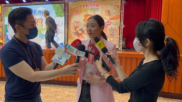 謝沛恩說，遇到八大類跟騷行為絕對不要隱忍姑息，要盡快向警方報案。警方提供