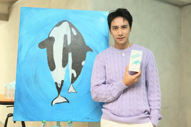 潘君侖記者會結束後，又趕著要去《全明星運動會》訓練。張哲鳴攝