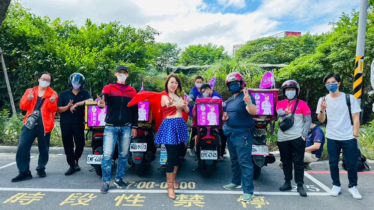 劉美芳跟外送平台合作宣傳。劉美芳提供