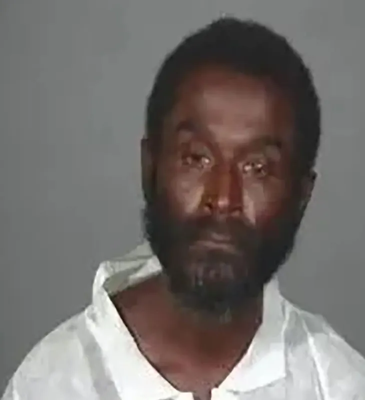 歹徒是46歲的流浪漢華特斯，做案前幾個小時，才剛從牢裡放出來。翻攝Torrance City Police Department