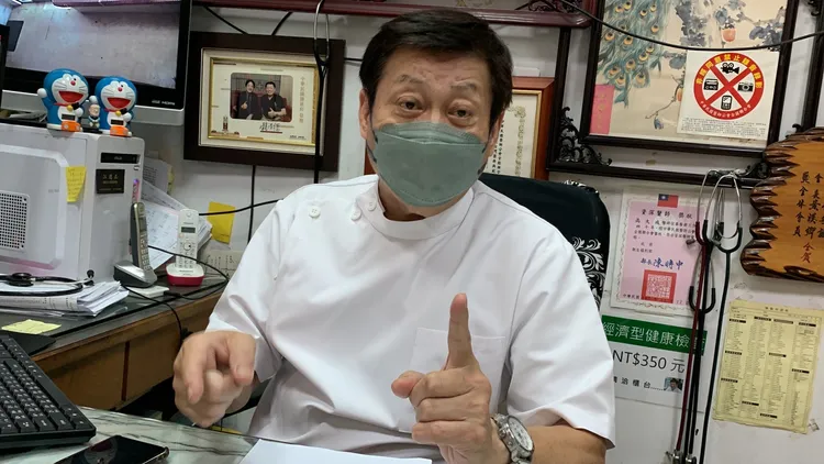 高大成認為桶屍重達百公斤，一個人難以獨立封屍完成，推論犯案者不只一人。曾雪蒨攝