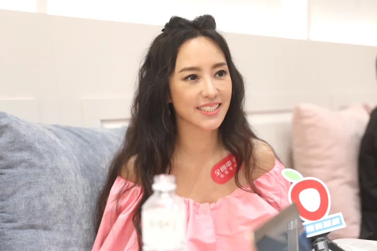 關穎的YT頻道因為接地氣大受歡迎。陳明中攝