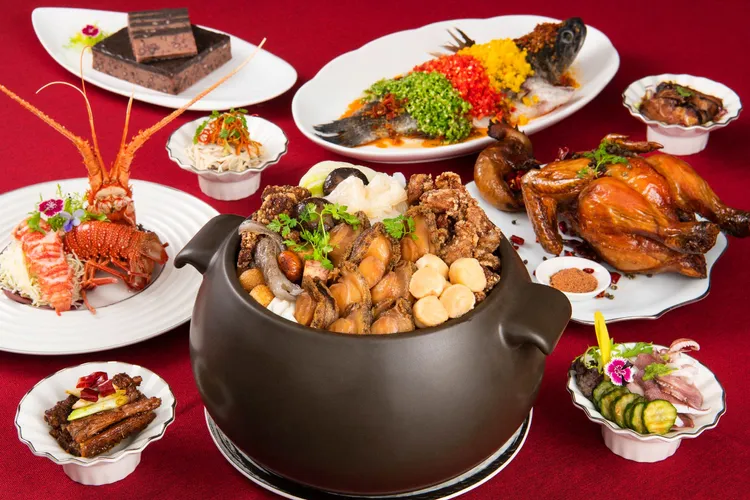 JR東日本大飯店台北於線上旅展搶先推出15~20人巨無霸佛跳牆年菜，早鳥優惠價17888元