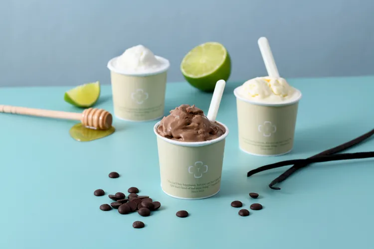 三種口味冰淇淋強調天然無添加，且嚴選國內外優質食材。業者提供