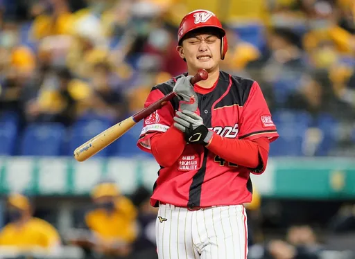 觸身球代價太大 味全劉基鴻無緣生涯首次季後賽