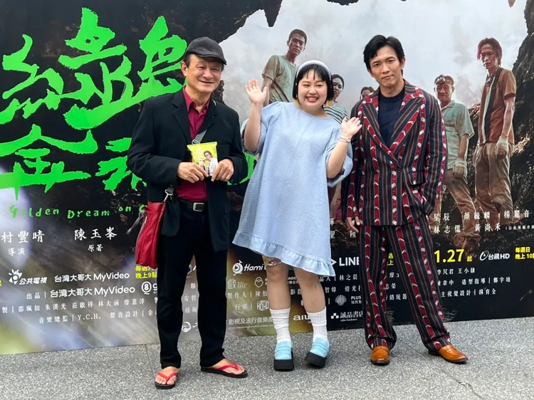 陳慕義(左起)、大文與黃尚禾。葉文正攝