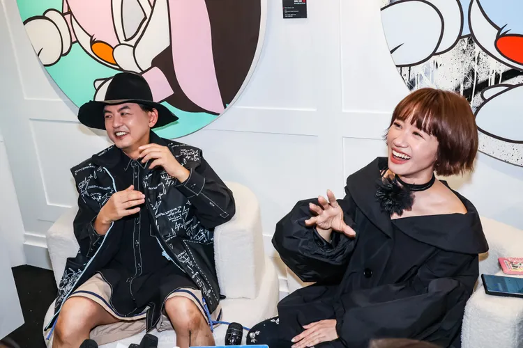 黃子佼（左）和Lulu一同出席活動，鬥嘴互虧，全場笑翻。趙世平攝