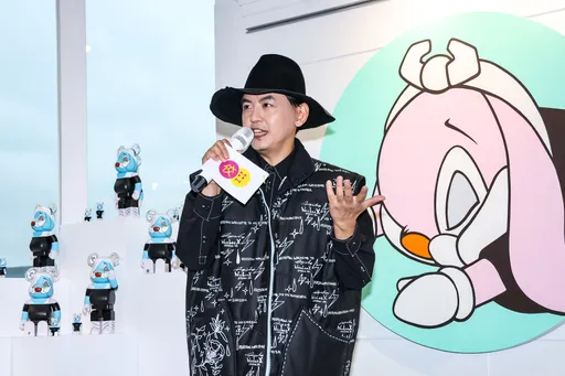 黃子佼砸破頭怕禿一塊靠愛妻洗髮 幻想《婚禮歌手3》自己步紅毯蕭敬騰獻唱