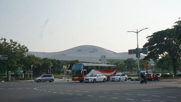 捷運黃線6年後完工，未來房價4字頭將成購屋門檻。葉家銘攝