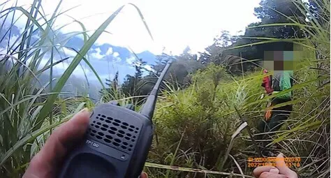 登山客爬出雲山不熟路況又遇濃霧迷航 警消獲報即刻救援
