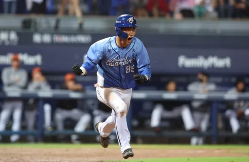 「85號」意志傳承 劉俊豪超前安!獅對戰悍將8連敗