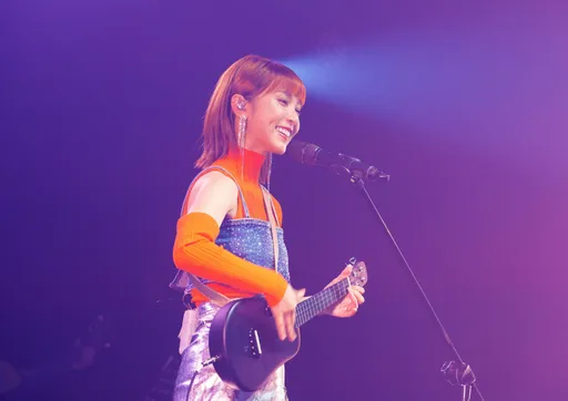 「木曜女神」溫妮開唱好友驚喜慶生淚崩 安可玩嗨下台與粉絲同樂