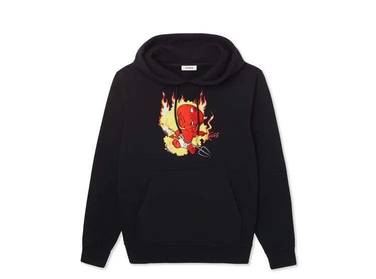 刺繡黑色連帽上衣，1萬390元。品牌提供