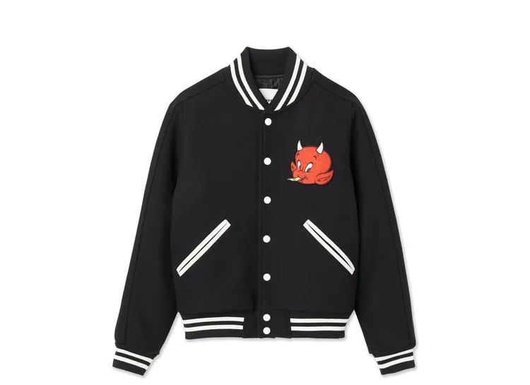 黑色棒球外套，2萬5290元。品牌提供