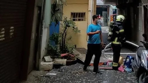 高雄民宅氣爆1人灼傷　門板炸飛慘況曝光