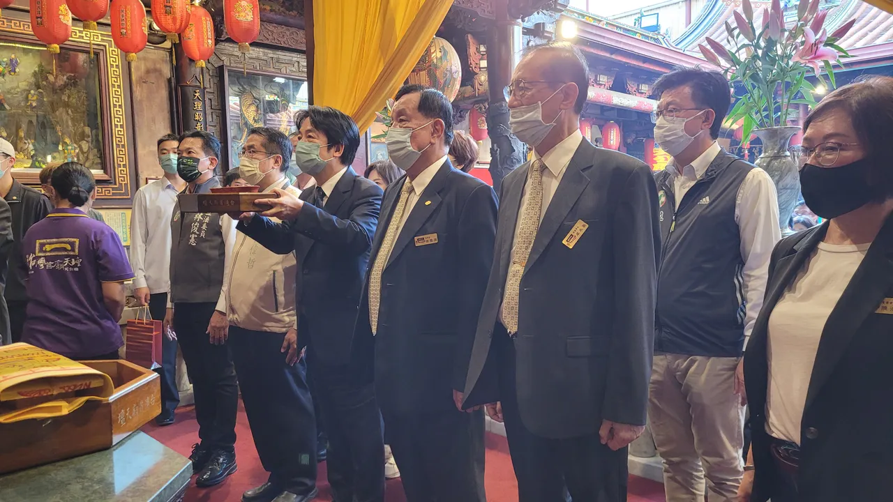 賴清德到天壇參拜。劉榮輝攝