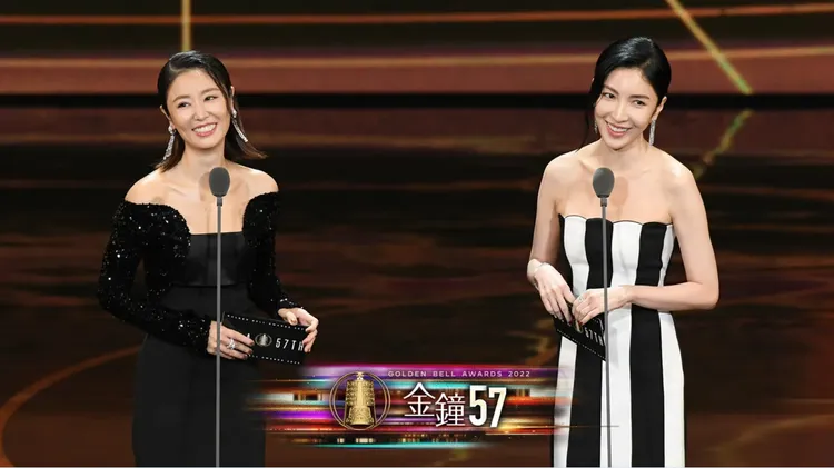 林心如（左）與楊謹華化身最美金鐘頒獎人。三立提供