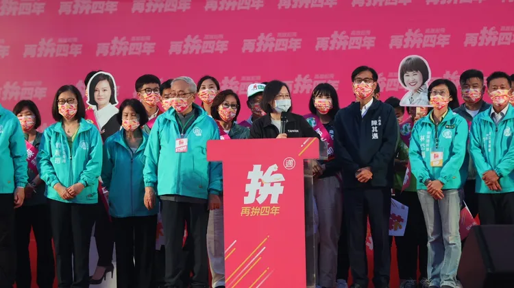 總統蔡英文抵高雄替陳其邁助選。侯昌騰攝