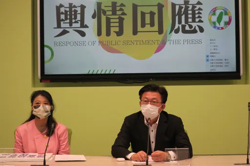 遭爆「筆陣小組」化名投書轟他黨　綠委嘲民眾黨不讀書還是要「看報紙」