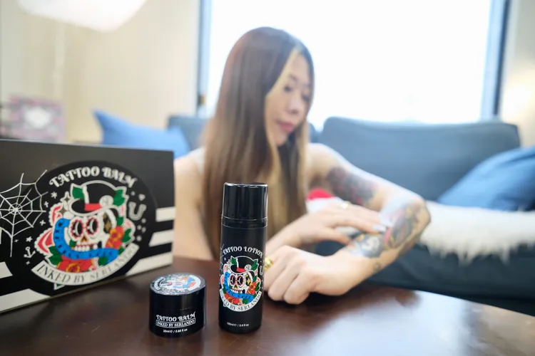 詩蘭朵的刺青修護系列包括刺青修護膏和護色乳液。陳志淵攝