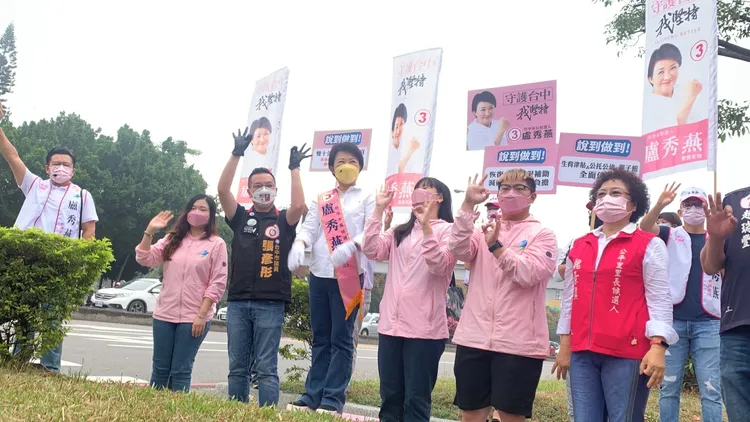 盧秀燕說台灣大道、忠明路口是她九次選戰每次第一個路口拜票的「幸運路口。」曾雪蒨攝