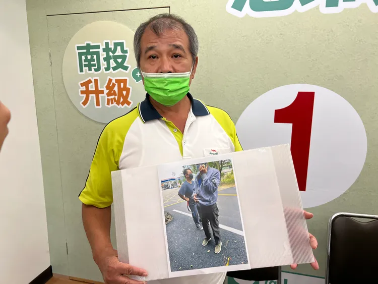 民眾跳出來指控，自家土地掛的布條，遭人任意拆除。田兆緯攝