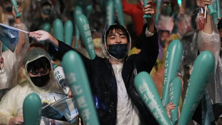 粉絲熱情替陳時中應援。葉志明攝