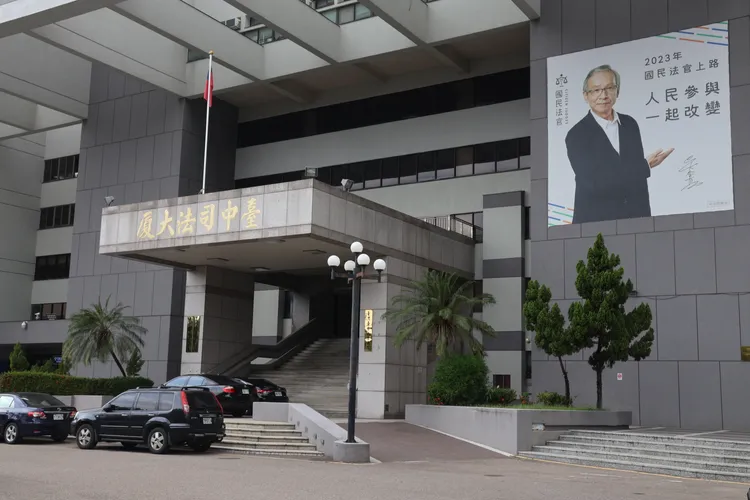 楊男被台中地院依違犯《性騷擾防治法》及《刑法》「故意對少年犯強制猥褻罪」判刑9月。張喆喜攝