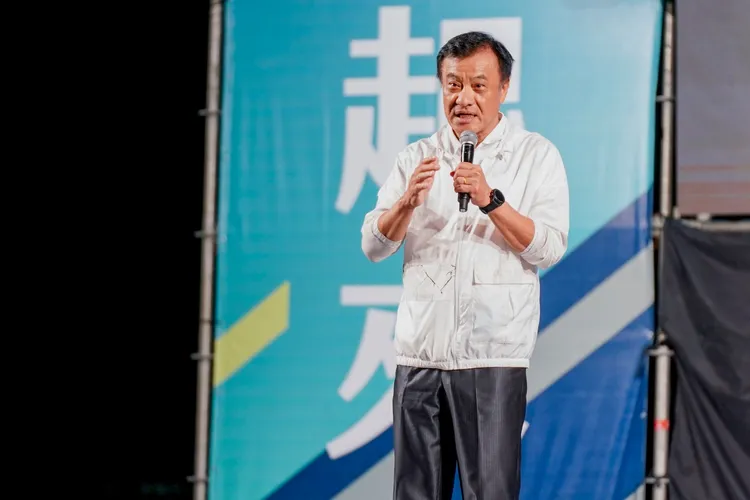 立法院前院長蘇嘉全則呼籲海線鄉親團結挺海線子弟蔡其昌當市長，帶動海線建設與發展。蔡其昌競總提供