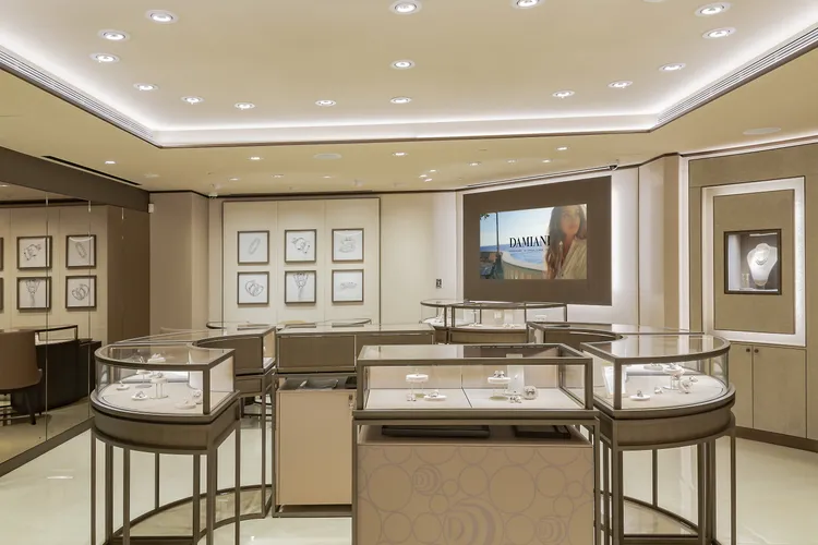 DAMIANI麗晶旗艦店展售7大系列珠寶與高級珠寶。品牌提供