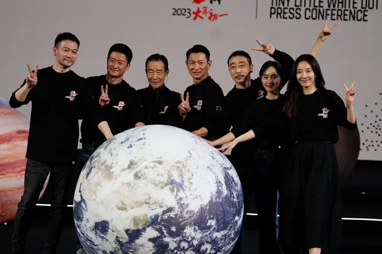 《流浪地球2》主演團隊今（11）日在廈門舉行發佈會。台灣映藝提供