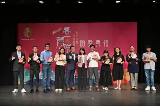 龍鳳堂「素蛋黃禮餅」保留古早好味道 台灣餅甄選獲「傳承獎」