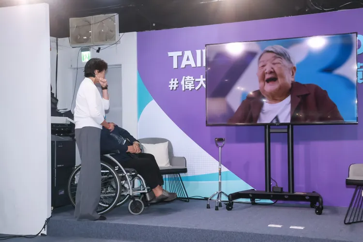 黃珊珊出席競選廣告發佈會。趙世平攝