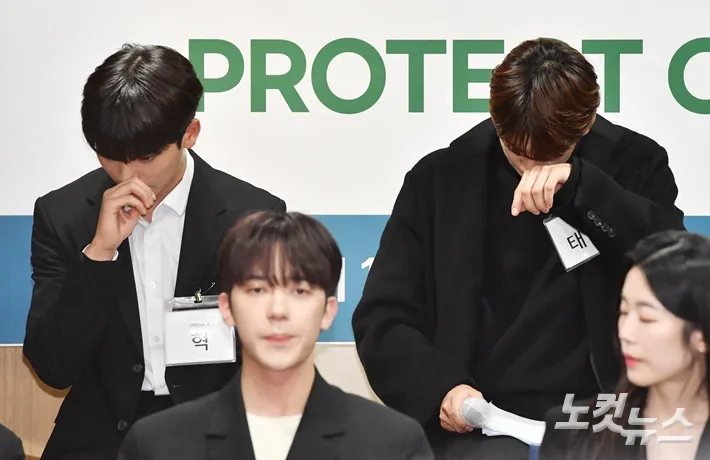 成員們忍不住落淚。翻攝nocutnews