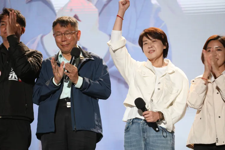 柯文哲打綠力道強硬，甚至批評陳時中「謀財害命」將綠白合作的可能性越玩越小。陳明中、翁玉信攝