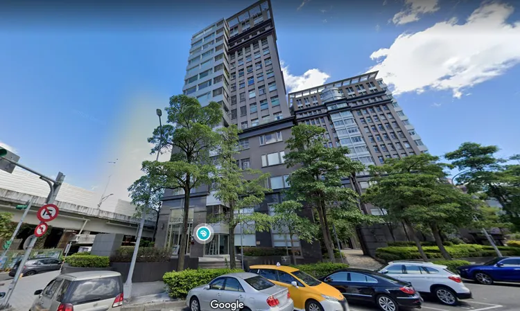 近3個月區域房市低迷，交易不多，其中「甲大直」5樓為賠售最多的交易。翻攝Google map