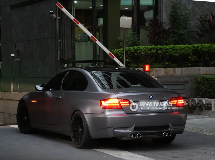 張宇開著BMW M3座駕返回新店住處。特勤中心攝