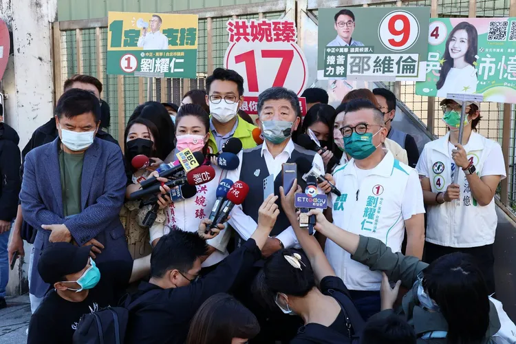 陳時中認為蔣萬安在「牽拖」。葉志明攝