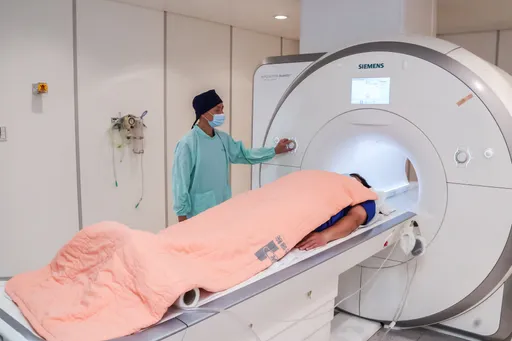 台人狂做造影檢查 「超級大戶」全年照69次!做CT與MRI年花健保180億