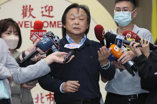 柯Ｐ延攬加入民眾黨　王世堅嗆：不當詐騙集團車手！民進黨也不會開除我