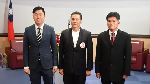 4337票!國民黨王忠銘拿下連江縣長 鞭炮聲響徹雲霄