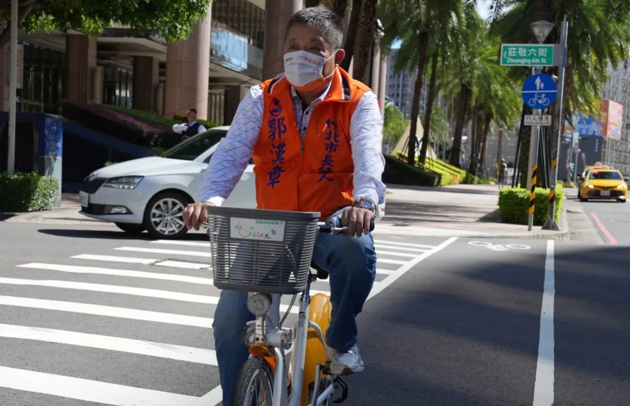 郭漢章表示,他上任後將通盤檢討竹北市設置自行車路網,建置自行車專用標誌及路線指示標線等。郭漢章競辦提供