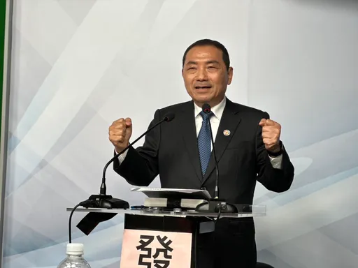 新北政見會｜被問是否選總統！侯友宜回「永遠把握當下」　林佳龍轟：Yes or No很難？